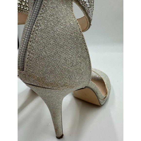 Womens Ladies Nina Silver Holiday Dress Up Shoes Jeweled Silver Metallic Size 9 - Picture 10 of 16